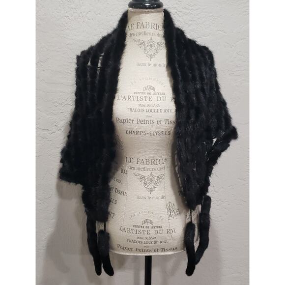 Preston & York Black Premiere Fur Minx Dress Overthrow Cape Wrap Fox Tail Edging - Picture 12 of 13